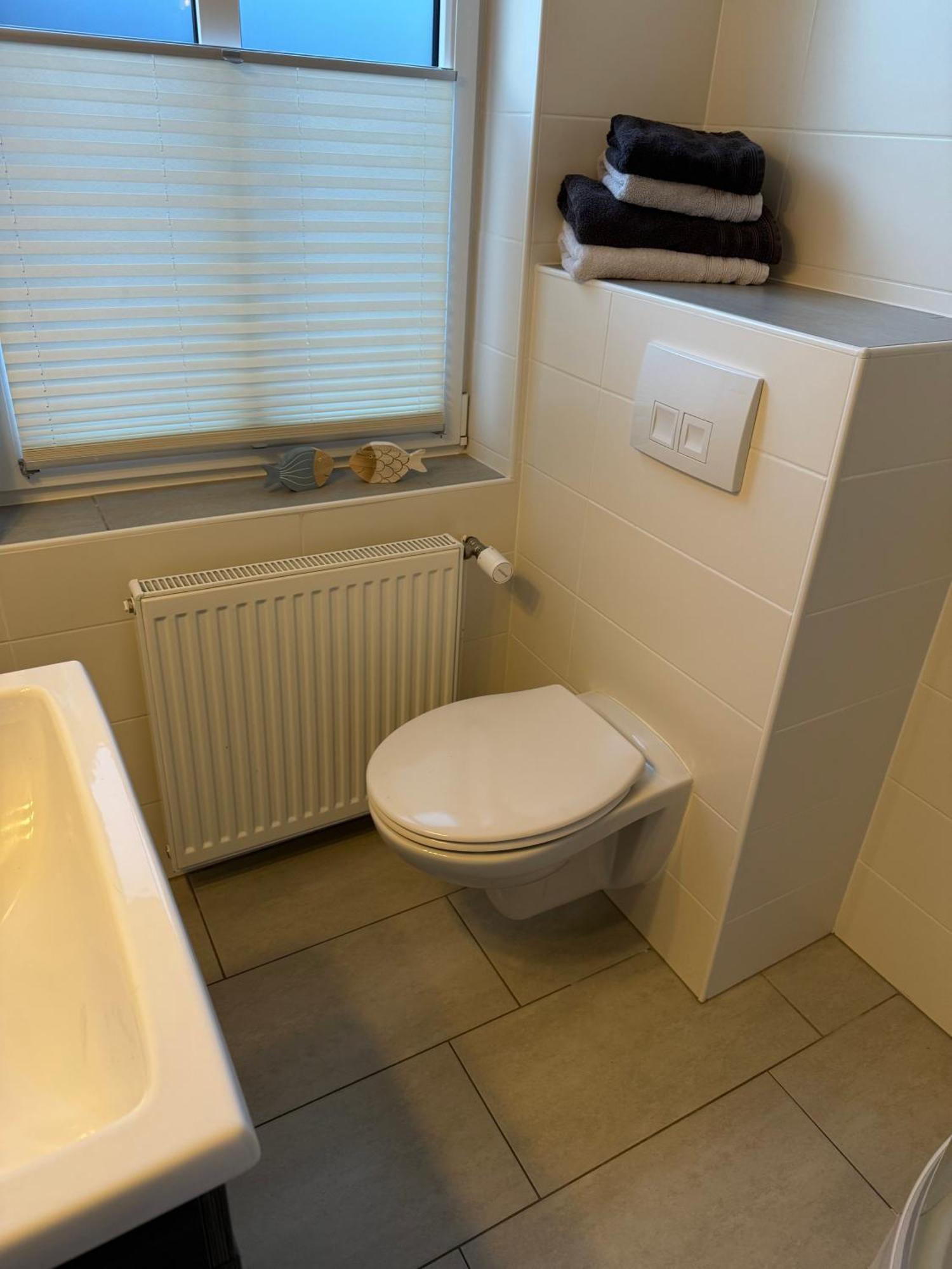 Ferienwohnung „Ole Karkenwech“ Husum-Roedemis Хузум Екстериор снимка